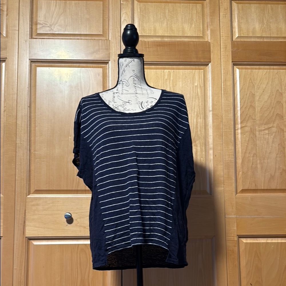 Vince Navy Striped Short Sleeve Top - L